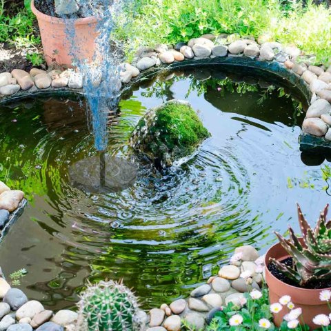 Fontanna solarna LUARO do oczka wodnego stawu do ogrodu pompa pływająca ogrodowa 16cm