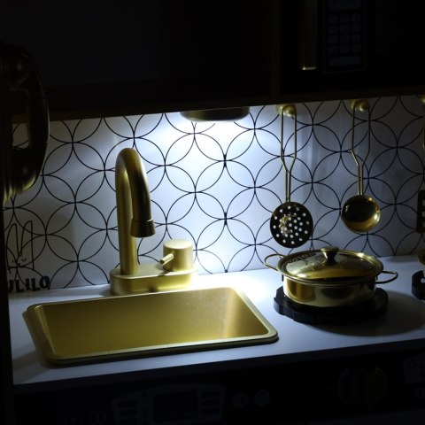 Kuchnia dla dzieci drewniana LULILO ORO z lodówką tablicą kredową złota